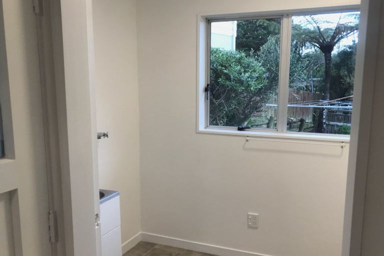 Photo of property in 18b Percy Dyett Drive, Karori, Wellington, 6012