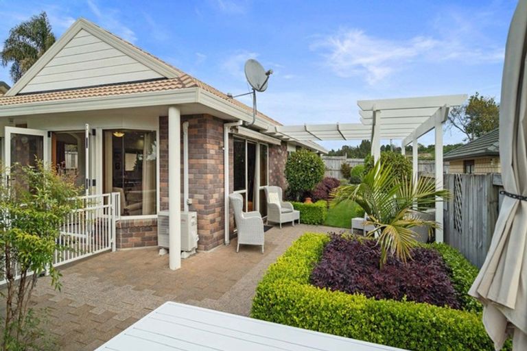 Photo of property in 16 Hidcote Place, Bethlehem, Tauranga, 3110