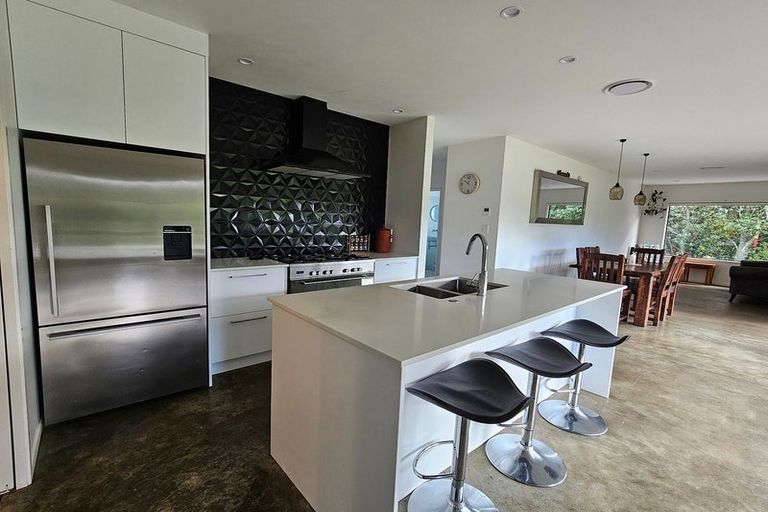 Photo of property in 2 Serene Place, Gulf Harbour, Whangaparaoa, 0930