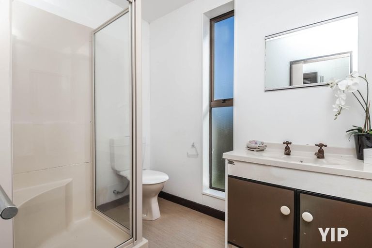 Photo of property in 89 Black Rock Road, Newlands, Wellington, 6037