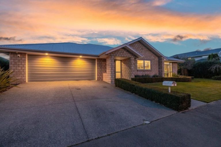 Photo of property in 7 Applefield Court, Northwood, Christchurch, 8051
