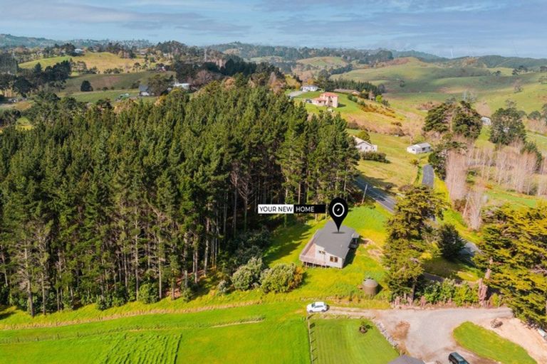 Photo of property in 43 Spur Road, Stillwater, Silverdale, 0993