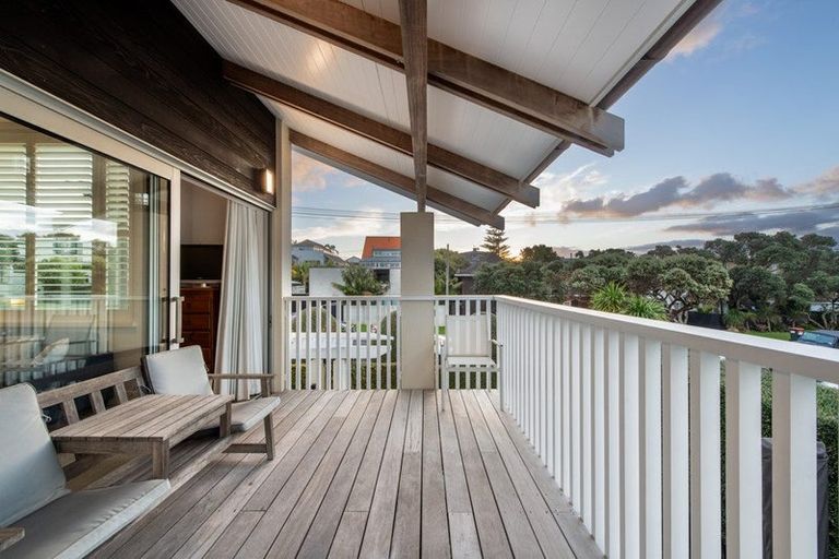 Photo of property in 19 Muritai Road, Milford, Auckland, 0620