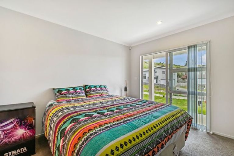 Photo of property in 44 Cape Vista Crescent, Pukekohe, 2120