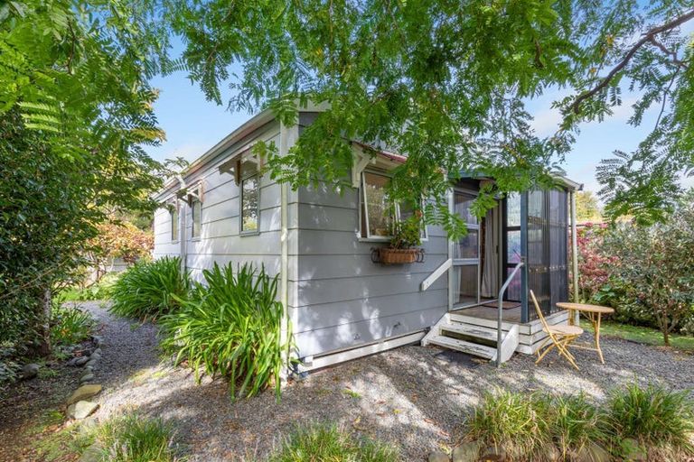 Photo of property in 13 Milne Street, Marton, 4710