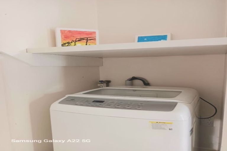 Photo of property in 2/14 Walter Street, Hauraki, Auckland, 0622