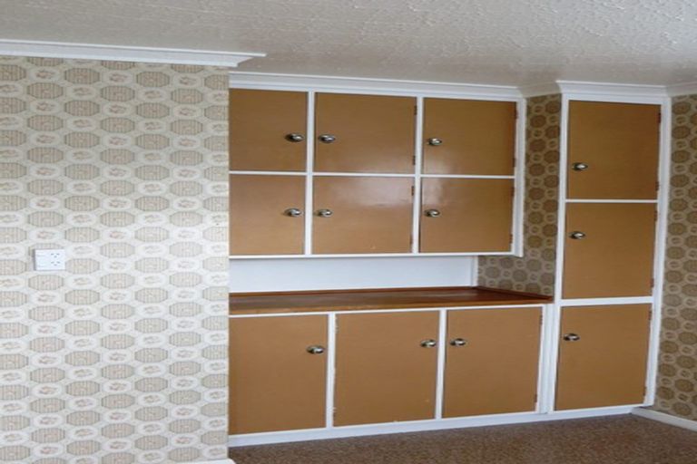 Photo of property in 1/1 Gower Street, Silverstream, Upper Hutt, 5019