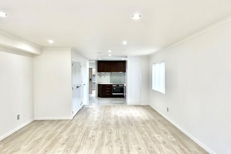 Photo of property in 54 Stranraer Crescent, Wattle Downs, Auckland, 2103