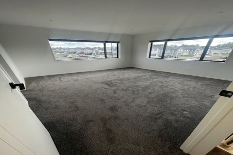 Photo of property in 14 Horsefields Drive, Flat Bush, Auckland, 2019