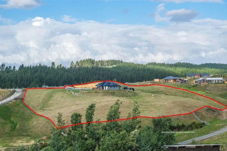 Photo of property in 74 Tiro Kina Road, Tasman, Upper Moutere, 7175