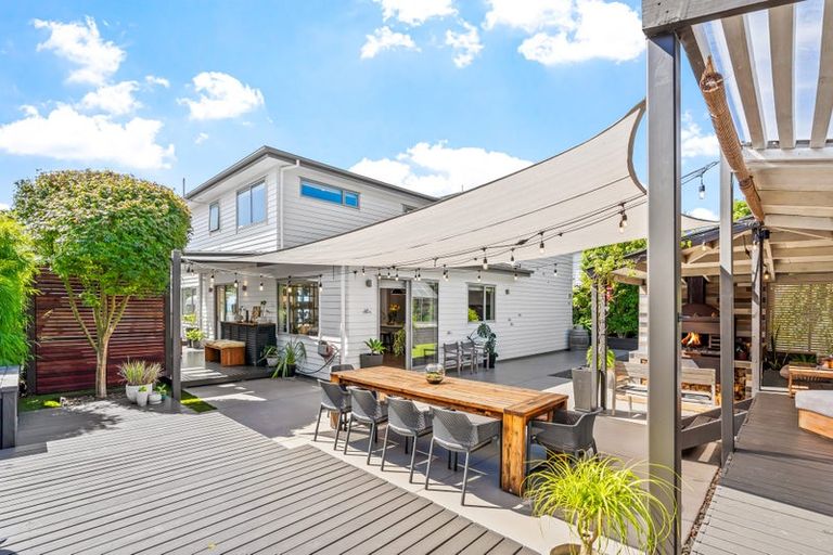 Photo of property in 9 Ruth Craig Place, Stanmore Bay, Whangaparaoa, 0932