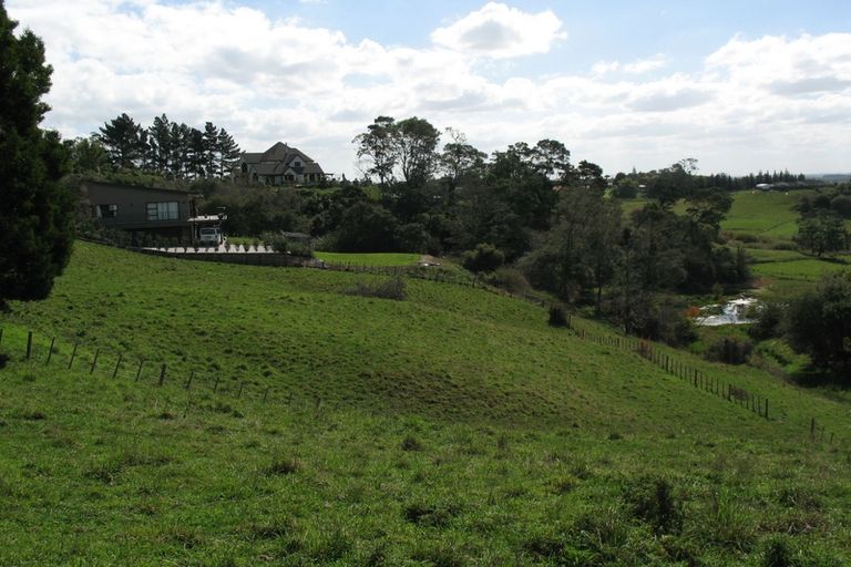 Photo of property in 169 Kimihia Road, Huntly, 3771