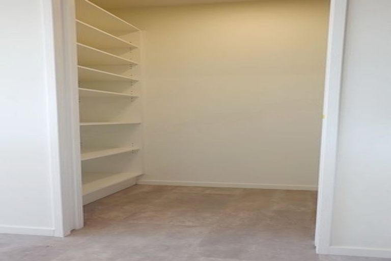 Photo of property in 8 Clare Street, Woodend, 7610