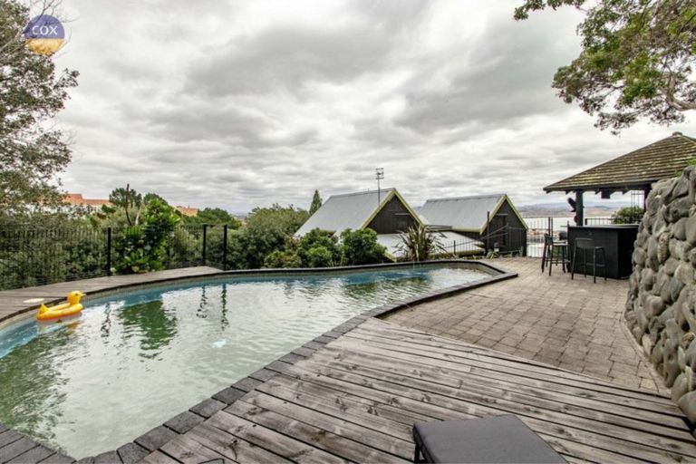 Photo of property in 33 Burns Road, Hospital Hill, Napier, 4110