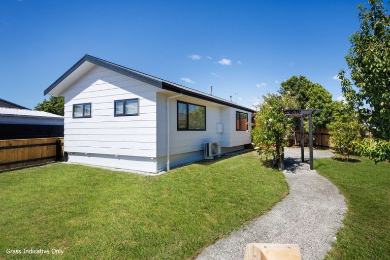 Photo of property in 10 Dahlstrom Grove, Kelvin Grove, Palmerston North, 4414