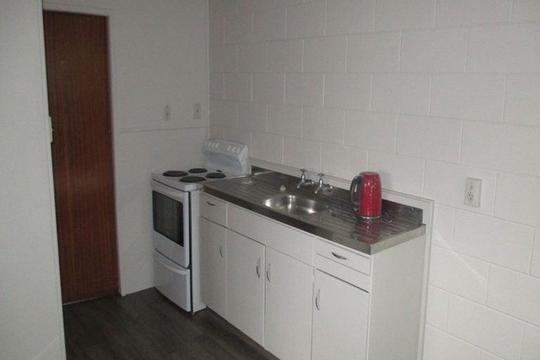 Photo of property in 17 Myrtle Street, Hamilton East, Hamilton, 3216