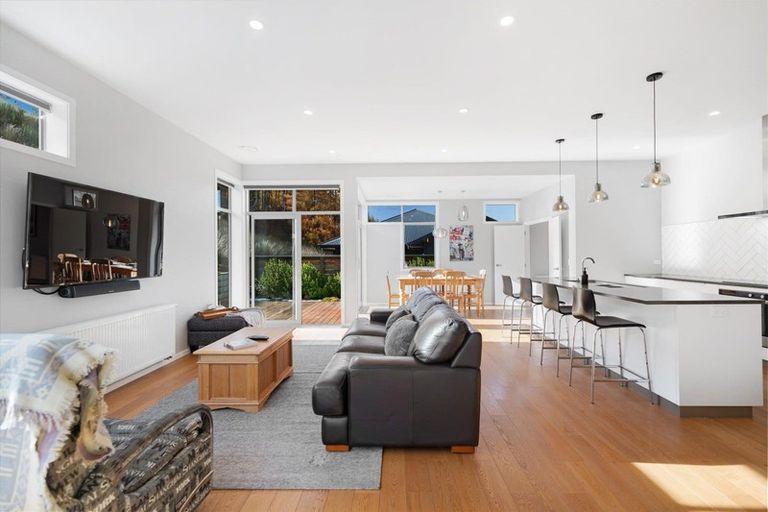 Photo of property in 12 Morepork Way, Arthurs Point, Queenstown, 9371