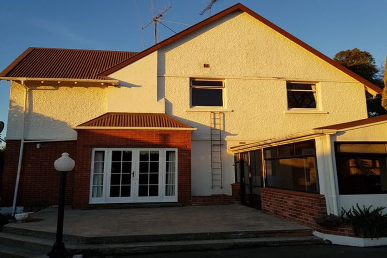 Photo of property in 28 Selwyn Street, Maori Hill, Timaru, 7910