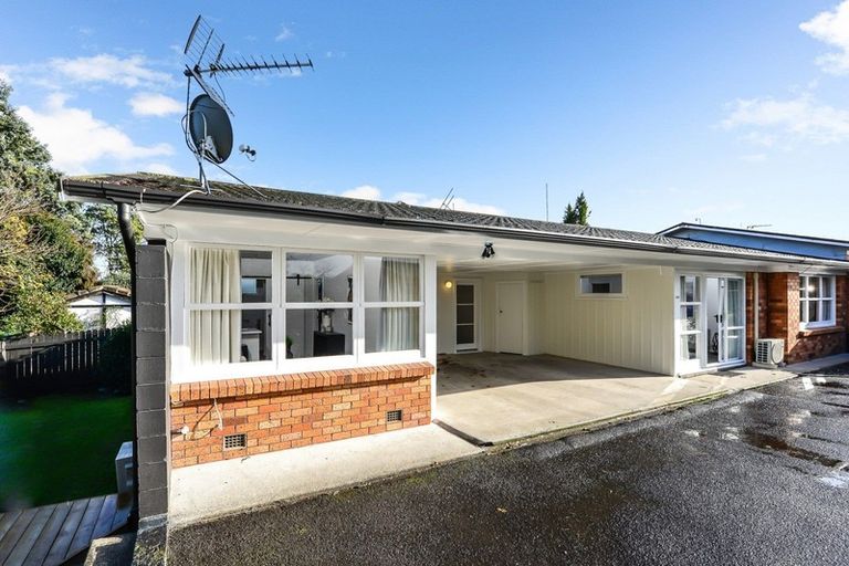 Photo of property in 52b Berkley Avenue, Hillcrest, Hamilton, 3216