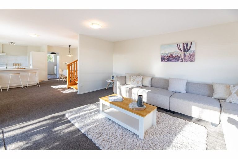 Photo of property in 2/85 Palmers Road, New Brighton, Christchurch, 8083