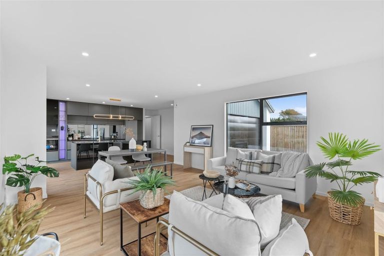 Photo of property in 8 Kearns Drive, Halswell, Christchurch, 8025