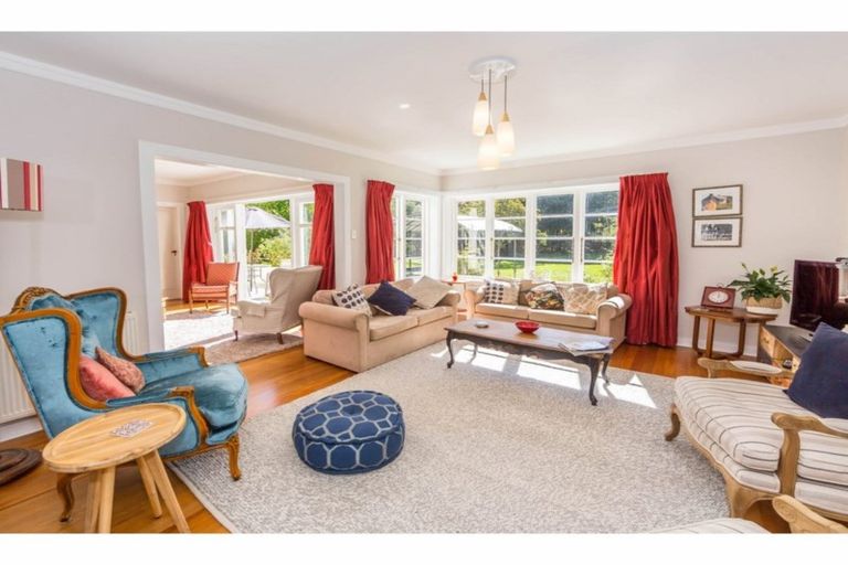 Photo of property in 1 Davison Road, Rotherham, 7379