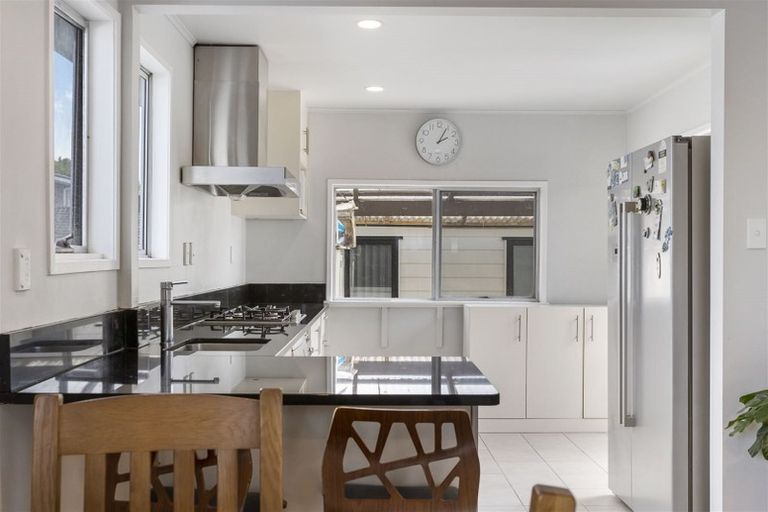 Photo of property in 371 Bucklands Beach Road, Bucklands Beach, Auckland, 2012