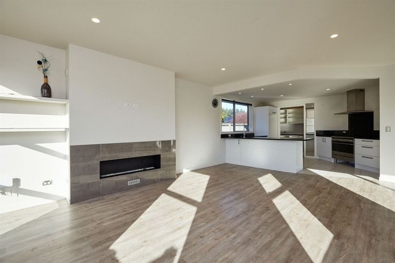 Photo of property in 7 Mcrae Gardens, Kaikoura Flat, Kaikoura, 7371