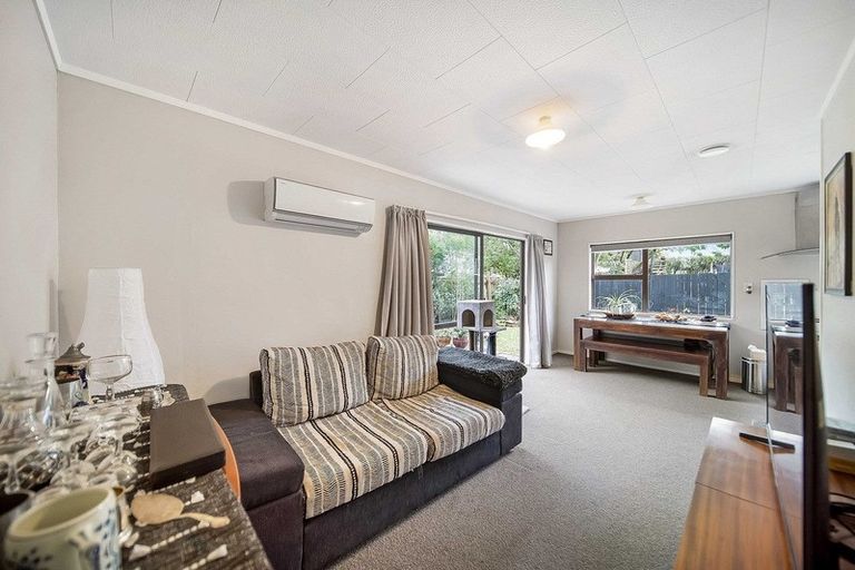 Photo of property in 30 Lorelei Place, Opaheke, Papakura, 2113