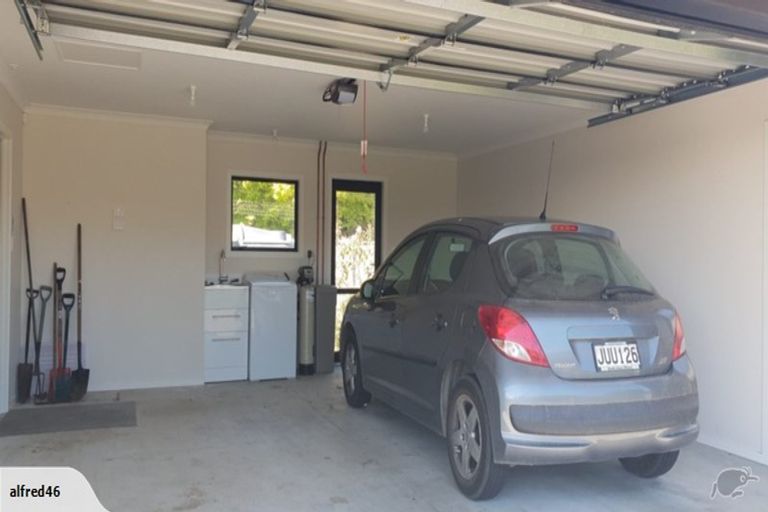 Photo of property in 28 Purnell Street, College Estate, Whanganui, 4500