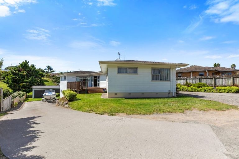 Photo of property in 15 Gilmore Street, Te Puke, 3119