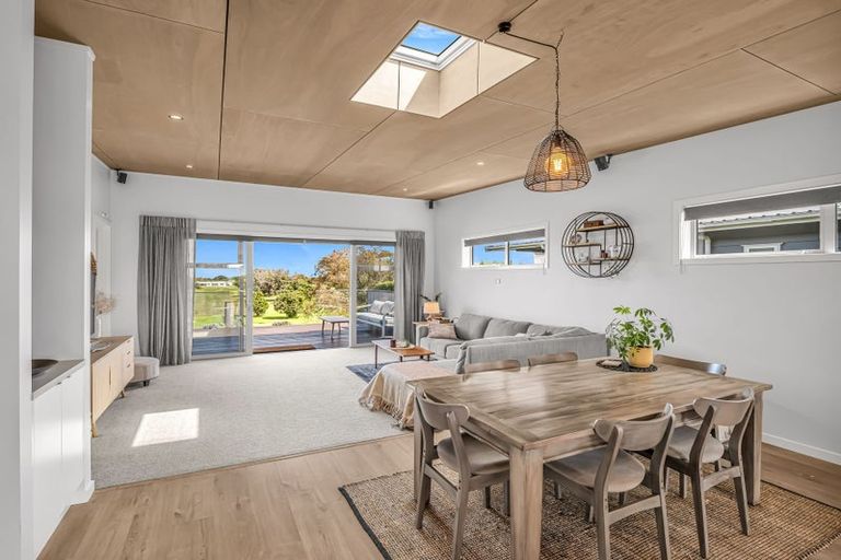 Photo of property in 5a Toi Street, Tawhero, Wanganui, 4501