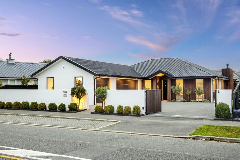 Photo of property in 209 Highsted Road, Casebrook, Christchurch, 8051