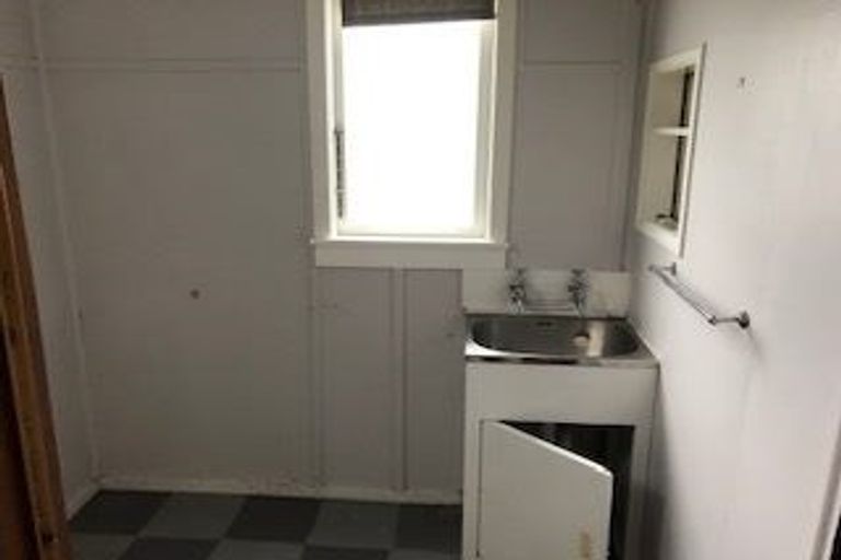 Photo of property in 14 Sanders Avenue, Marewa, Napier, 4110