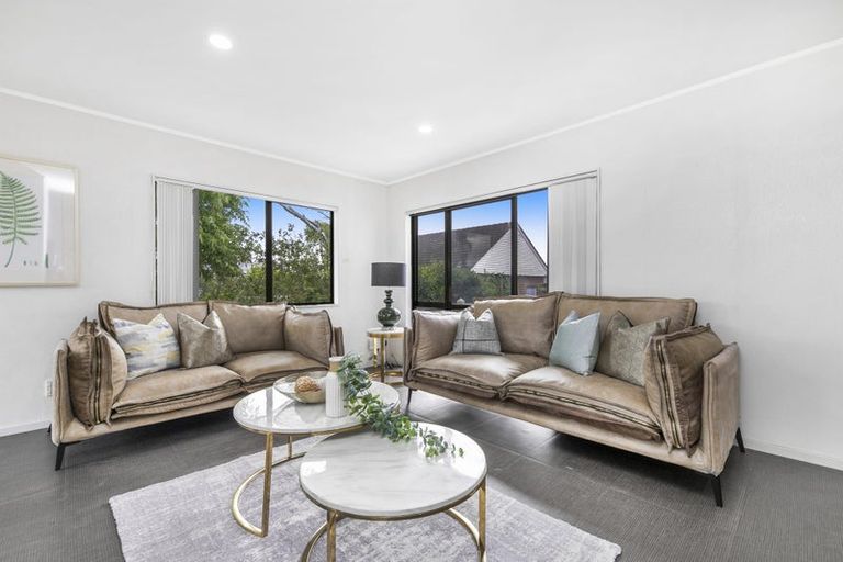 Photo of property in 2/23 Beatrice Avenue, Hillcrest, Auckland, 0627