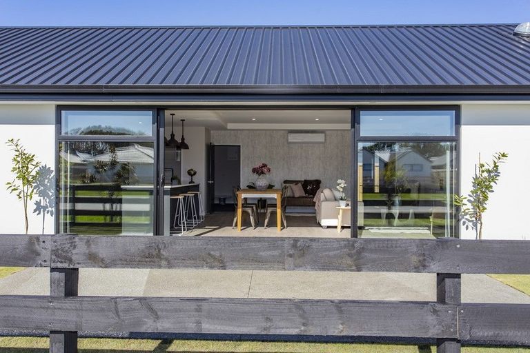 Photo of property in 1 Jasmine Street, Woodend, 7610