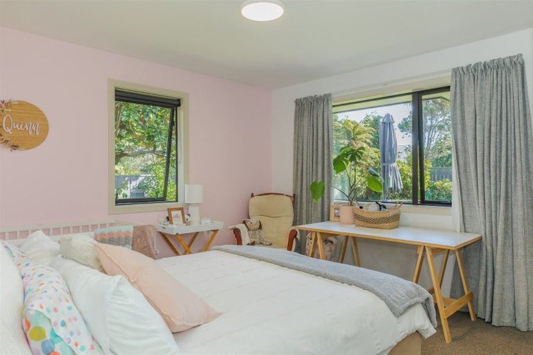 Photo of property in 74 Queen Street, Westport, 7825