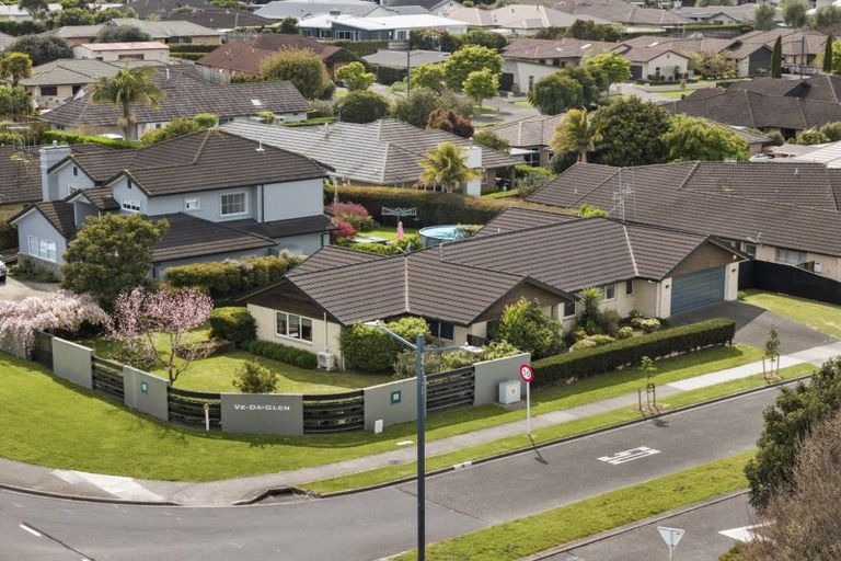 Photo of property in 1 Inverness Drive, Pyes Pa, Tauranga, 3112
