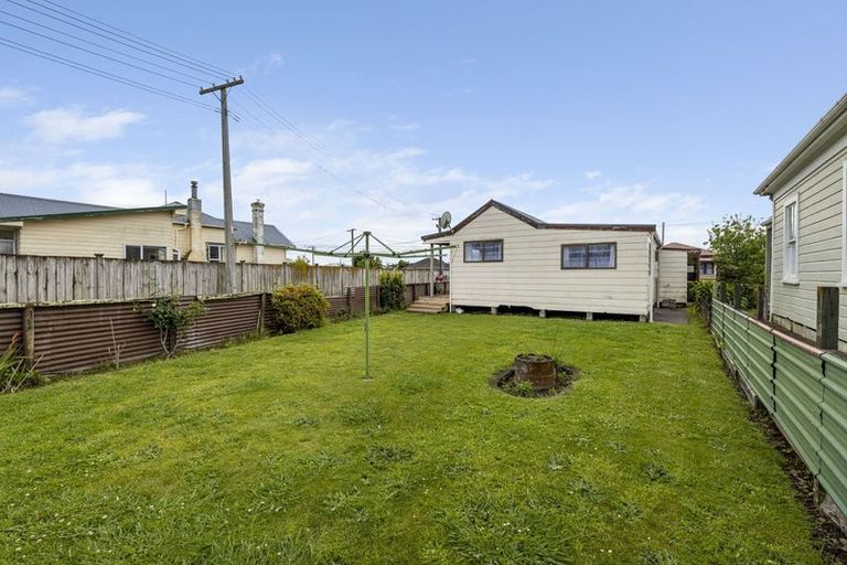 Photo of property in 57 Egmont Street, Hawera, 4610