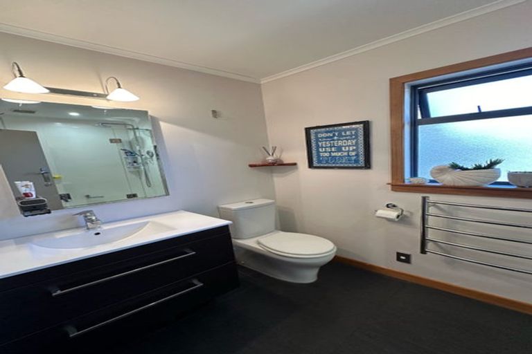 Photo of property in 36 Fitzroy Road, Fitzroy, New Plymouth, 4312