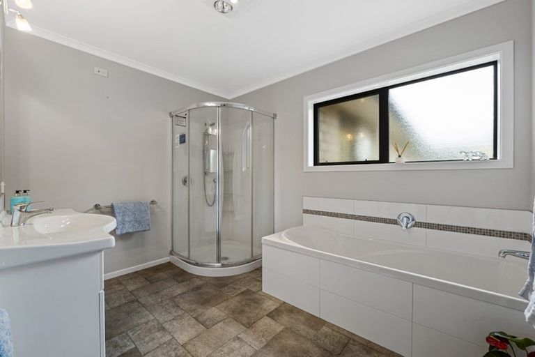 Photo of property in 99 Raleigh Street, Brixton, Waitara, 4382