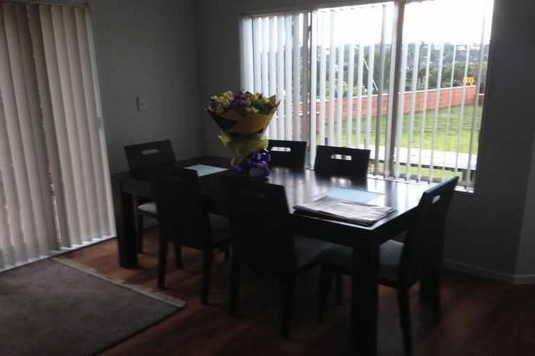 Photo of property in 2 Arran Road, Browns Bay, Auckland, 0630