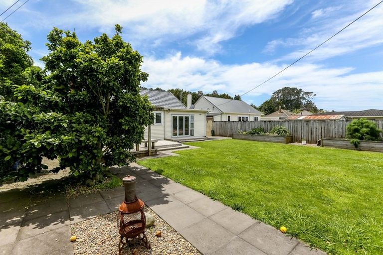 Photo of property in 6 Kaimata Street, Brooklands, New Plymouth, 4310