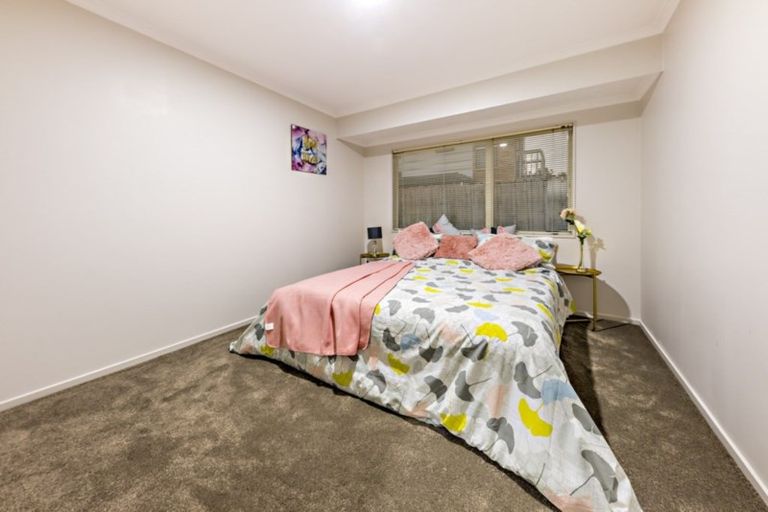 Photo of property in 31 Muirfield Street, Wattle Downs, Auckland, 2103
