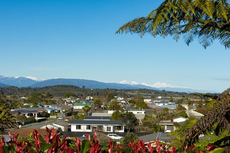 Photo of property in 11 Bonar Drive, Hokitika, 7810
