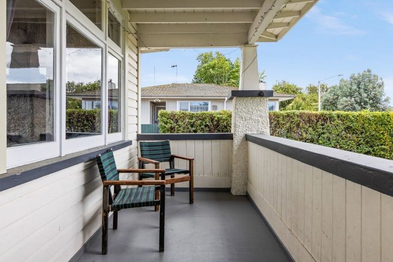 Photo of property in 33 Bowling Road, Greenmeadows, Napier, 4112