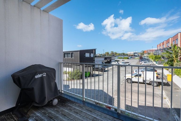 Photo of property in 45 Weir Lane, Silverdale, 0932