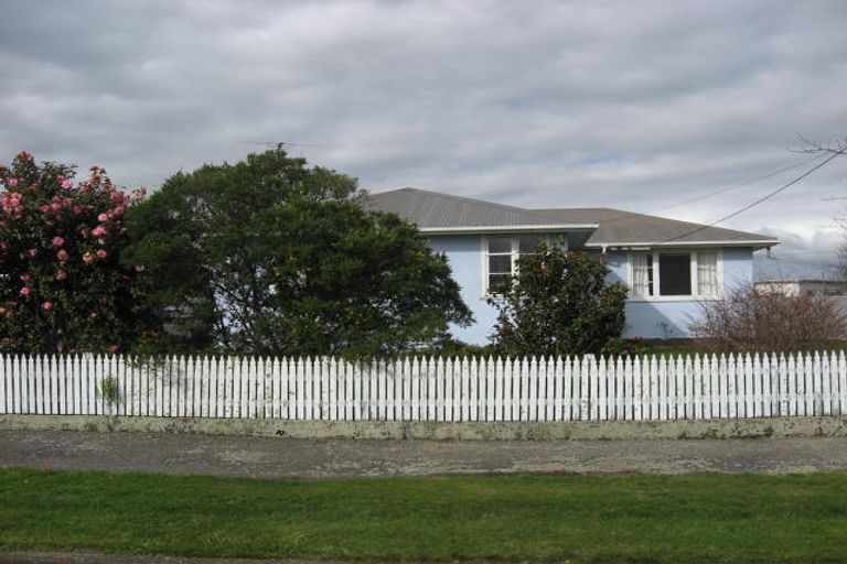 Photo of property in 33 Derby Street, Solway, Masterton, 5810