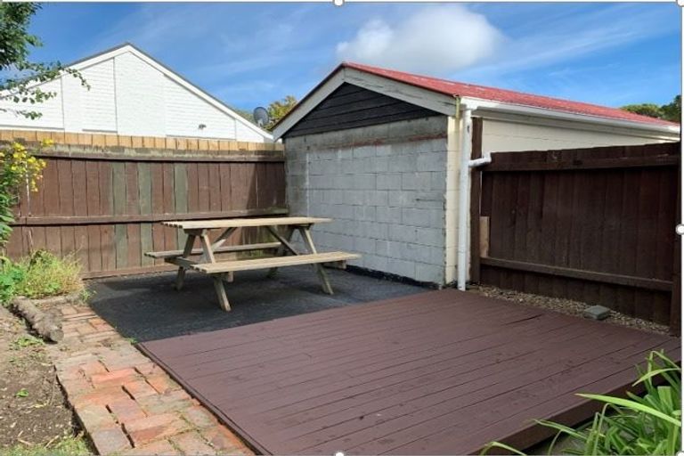 Photo of property in 1/42a Saint Martins Road, Saint Martins, Christchurch, 8022