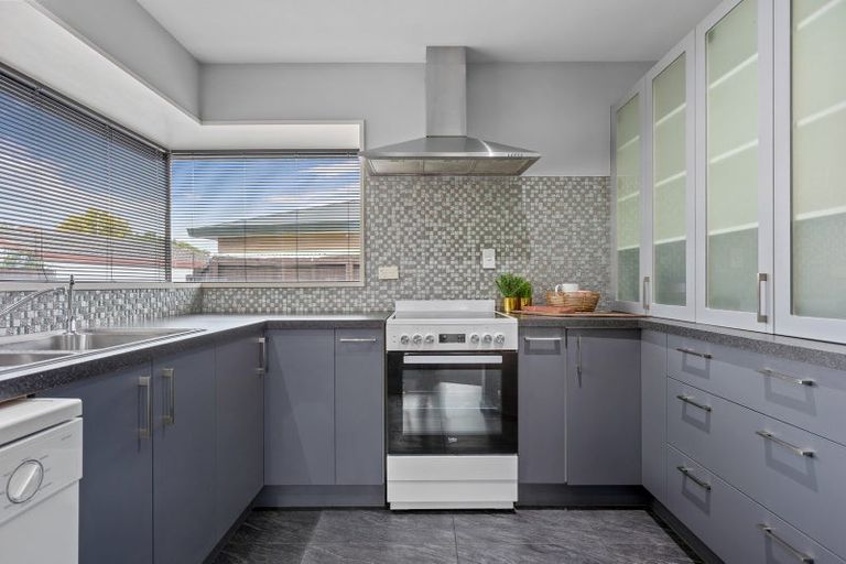 Photo of property in 17 Ranger Street, Mairehau, Christchurch, 8052